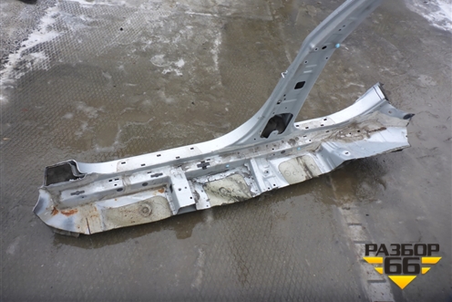 Порог со стойкой правый для Hyundai ix 35 с 2010г (Ай икс 35)