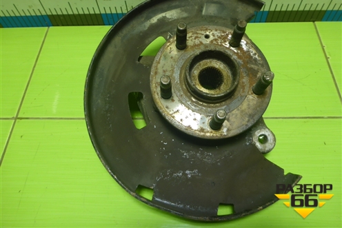 Кулак поворотный передний правый для Opel Astra J с 2009г (Астра Джей)