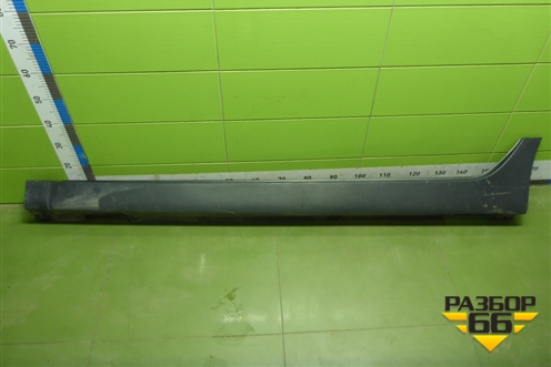 Накладка на порог наружная левая (877532S000) для Hyundai ix 35 с 2010г (Ай икс 35)