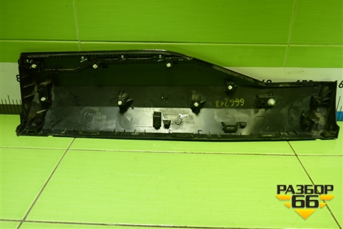 Накладка двери задней правой (8891867655) для Geely Atlas 2 с 2023г (Атлас)