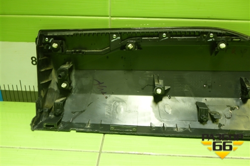 Накладка двери задней правой (8891867655) для Geely Atlas 2 с 2023г (Атлас)