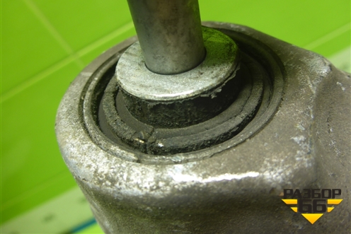 Рычаг задний верхний (правый) (8K0505324F) для Audi A4 (В8) с 2007-2015г (А4)