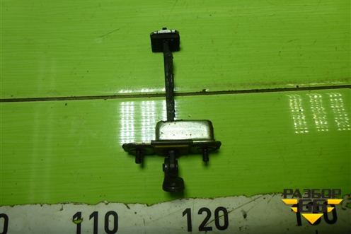 Ограничитель двери задней левой для Hyundai ix 35 с 2010г (Ай икс 35)