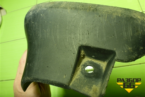 Брызговик передний правый (868422S000) для Hyundai ix 35 с 2010г (Ай икс 35)