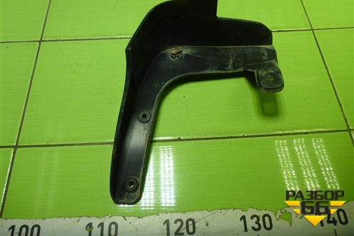 Брызговик передний правый (868322S000) для Hyundai ix 35 с 2010г (Ай икс 35)