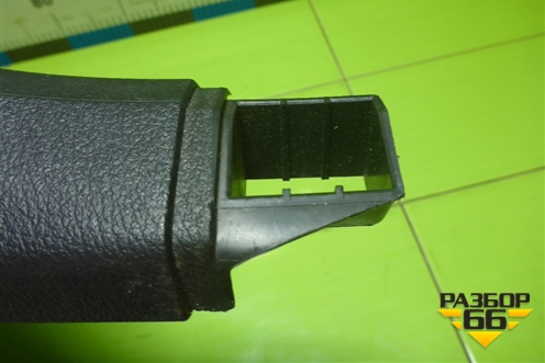 Обшивка стойки центральная нижняя левая (8E0867239A) для Audi A4 (В7) с 2004-2009г (А4)