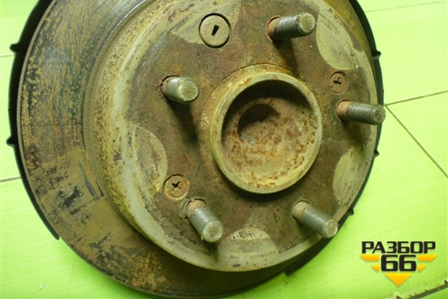 Кулак задний левый для Hyundai ix 35 с 2010г (Ай икс 35)