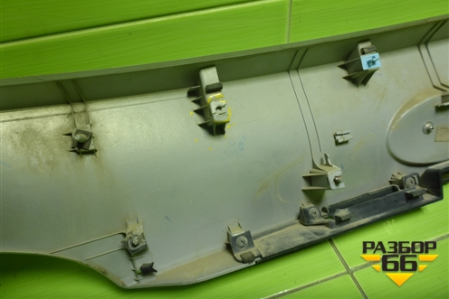 Накладка двери багажника (873712S000) для Hyundai ix 35 с 2010г (Ай икс 35)