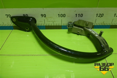 Петля крышки багажника правая (3C8827302A) для Volkswagen Passat-CC с 2008г (Пассат ЦЦ)