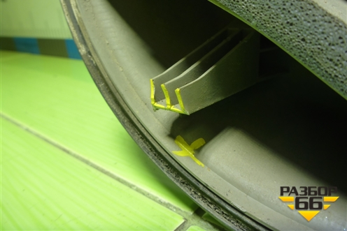 Обшивка двери передней левой под электрику (156016612) для Renault Megane 2 с 2002-2009г (Меган)