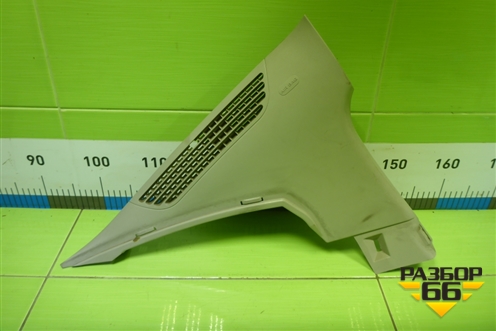 Обшивка стойки задняя верхняя левая (8200235669) для Renault Megane 2 с 2002-2009г (Меган)