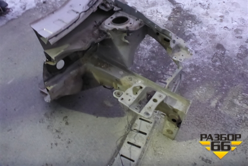 Лонжерон передний левый для Renault Megane 2 с 2002-2009г (Меган)