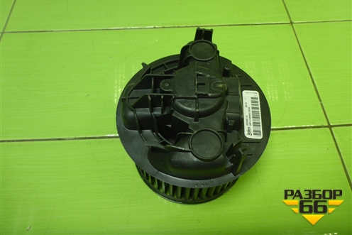 Моторчик отопителя (M030911X) для Renault Megane 2 с 2002-2009г (Меган)