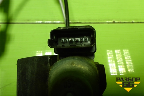 Стеклоподъёмник электрический передний правый для Renault Megane 2 с 2002-2009г (Меган)