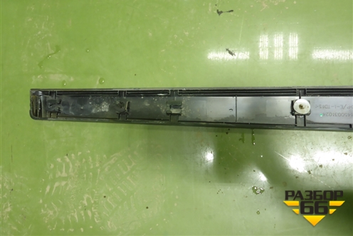 Накладка двери передней правой (Cross) (8450031024) для VAZ Vesta/Веста с 2015г