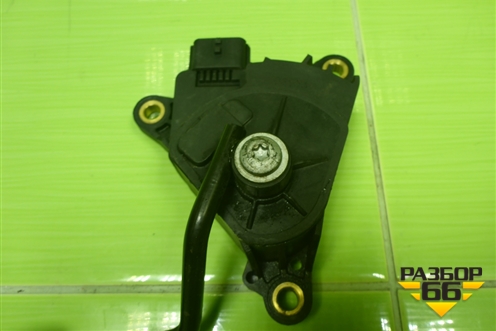 Педаль газа электронная (18002AX700) для Nissan Tiida (C11X) с 2004-2013г (Тиида)