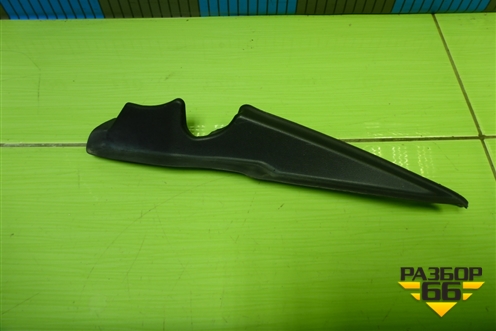 Молдинг лобового стекла правый (нижний) (8200100591) для Renault Megane 2 с 2002-2009г (Меган)