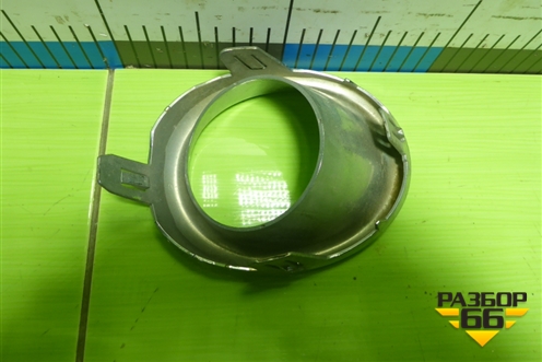 Накладка ПТФ правая (до 2014г) (622561LA0A) для Infiniti Infiniti QX56/QX80 (Z62) с 2010г (Ку икс56/80)