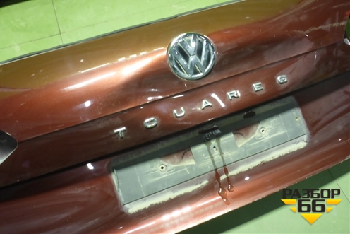 Дверь багажника без стекла (760827025C) для Volkswagen Touareg с 2018г (Туарег)