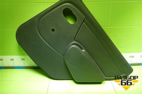 Обшивка двери задней правой под механику (8200916230) для Renault Logan с 2004-2015г (Логан)