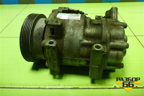 Компрессор кондиционера (1.6л K7M710) (926000097R) для Renault Logan с 2004-2015г (Логан)