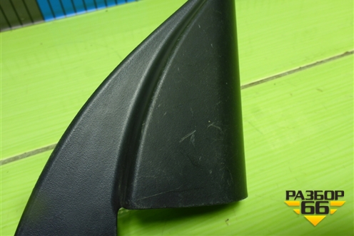 Накладка двери передней правой уголок (87661H0010) для Kia Rio с 2017г (Рио 4)