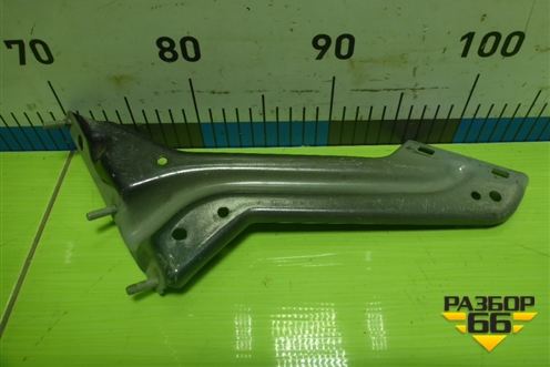 Кронштейн переднего крыла правый (8R0821136) для Audi Q5 c 2008-2017г (Ку 5)