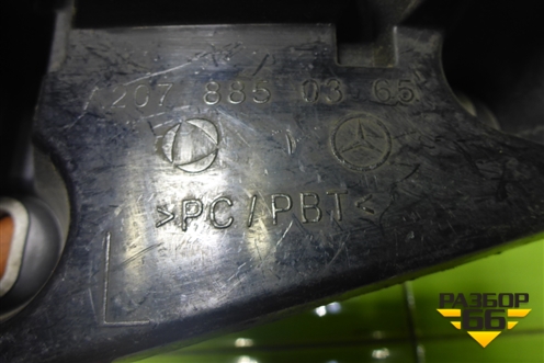 Кронштейн заднего бампера левый (под фонарём) (A2078850365) для Mercedes Benz E-Klass C207 (купе) с 2009г (Е Купе)