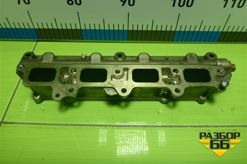 Рейка топливная рампа (1.4л CAXA) для Skoda Yeti с 2009г (Етти)