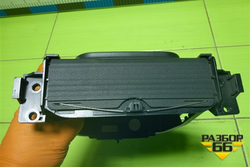 Кожух рулевой колонки (A2114600195) для Mercedes Benz E-Klass W211 c 2002-2009г (Е)