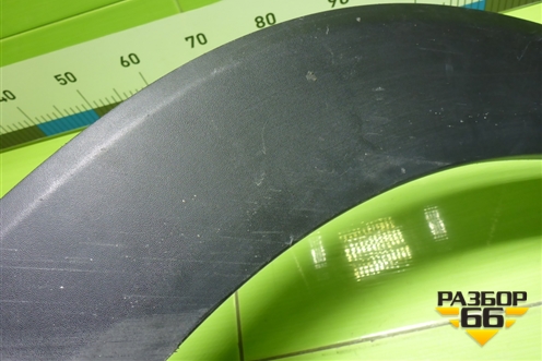 Накладка переднего крыла правого (87714D7000) для Hyundai Tucson с 2015-2022г (Туксон)