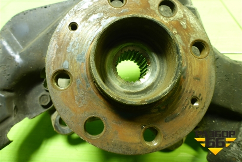 Кулак поворотный передний левый для Opel Corsa D с 2006-2014г (Корса Д)