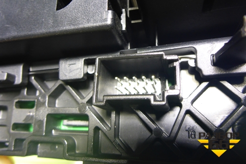 Модуль кнопок (на кулису,правый руль) (8T0919609B) для Audi A4 (В8) с 2007-2015г (А4)