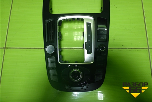 Модуль кнопок (на кулису,правый руль) (8T0919609E) для Audi A4 (В8) с 2007-2015г (А4)