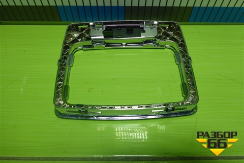 Накладка внутренняя (на кулису) (A2072670188) для Mercedes Benz E-Klass C207 (купе) с 2009г (Е Купе)