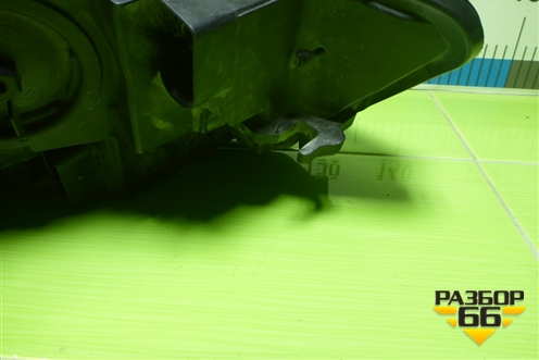 Фара левая (после 2014г ксенон без блока с лампой) (4G0941005F) для Audi A6 (C7) с 2011-2018г (А6)