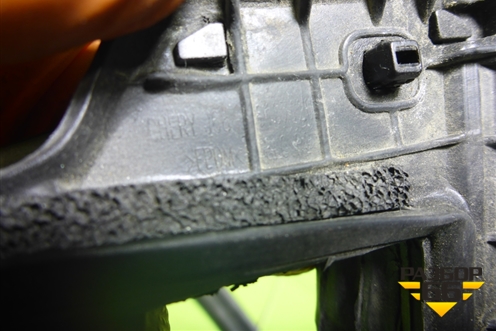 Уплотнитель двери передней правой (на дверь) для Chery Tiggo 4 Pro с 2020г (Тиго 4 Про)