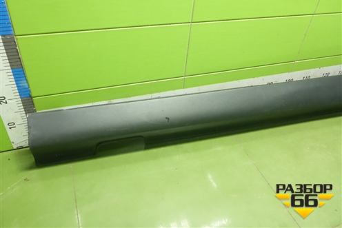 Накладка на порог наружная левая (877532S000) для Hyundai ix 35 с 2010г (Ай икс 35)