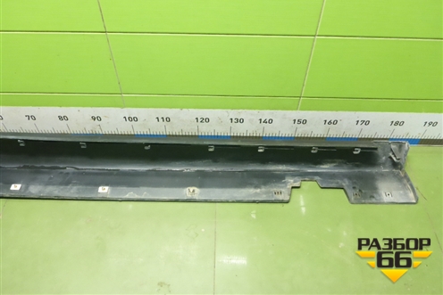 Накладка на порог наружная левая (877532S000) для Hyundai ix 35 с 2010г (Ай икс 35)