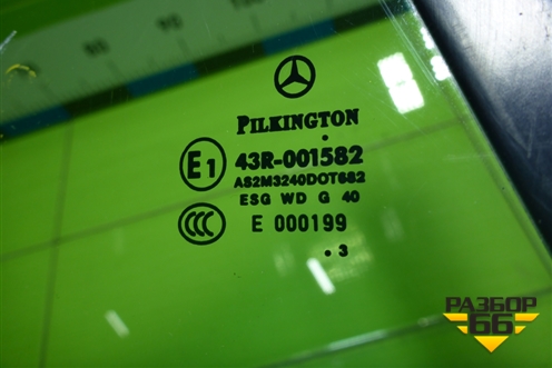 Стекло боковое правое для Mercedes Benz SLK R172 с 2010-2016г (СЛК)