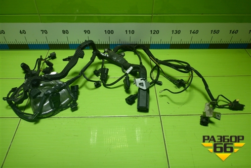 Проводка подкапотная (на двигатель) (A2711504233) для Mercedes Benz C-Klass W204 с 2007-2014г (Ц)