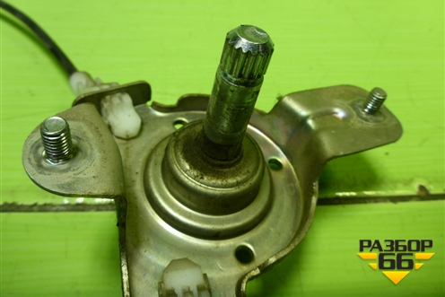 Стеклоподъёмник механический задний левый для Hyundai Solaris с 2010-2016г (Солярис)