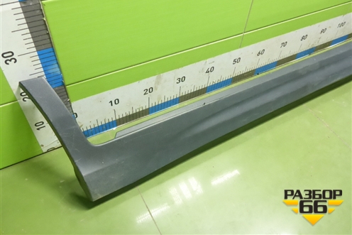 Накладка на порог наружная правая (01862742) для Geely Atlas с 2016-2022г (Атлас)