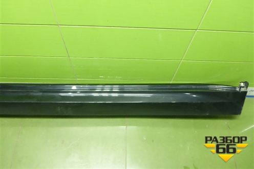 Накладка на порог наружная левая (М-Пакет) (51778069983) для BMW X7 G07 с 2018г (Х7 Г07)