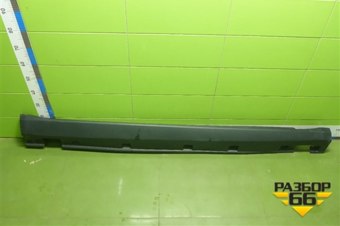 Накладка на порог наружная правая (A1646900840) для Mercedes Benz ML-Klass W164 c 2005-2011г (МЛ)