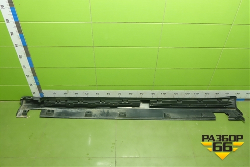 Накладка на порог наружная правая (A1646900840) для Mercedes Benz ML-Klass W164 c 2005-2011г (МЛ)