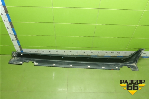 Накладка на порог наружная правая (877542S000) для Hyundai ix 35 с 2010г (Ай икс 35)