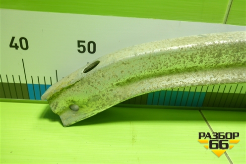 Усилитель заднего бампера (8200021828) для Renault Megane 2 с 2002-2009г (Меган)