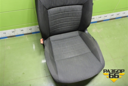 Сиденья комплект (лифтбек, AIR BAG передние, подогрев) для Skoda Octavia (A7) с 2013г (Октавия)