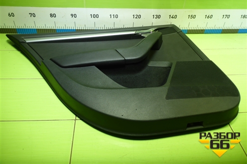 Обшивка двери задней левой под электрику (лифтбек) (5E5867023Q) для Skoda Octavia (A7) с 2013г (Октавия)